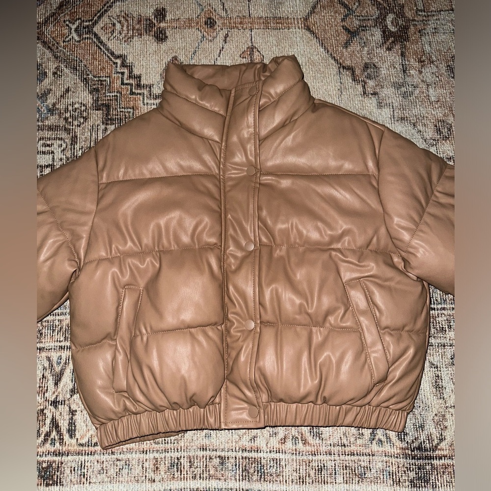 Beige Cropped Puffer Jacket